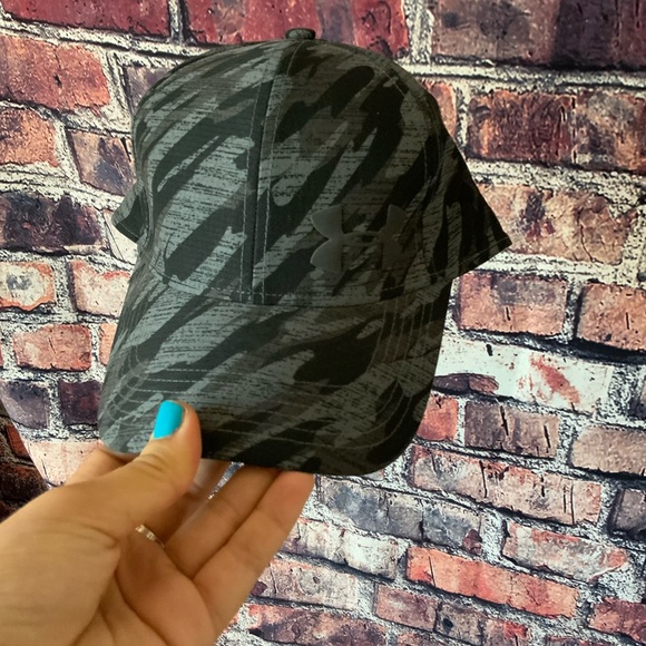 Under Armour Men's L ArmourVent Training Cap Outpost Green/ Black (331) - Picture 5 of 7